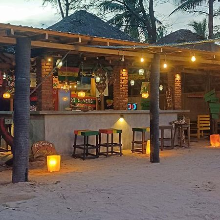 The Beach Lovers Nilaveli Ngoại thất bức ảnh