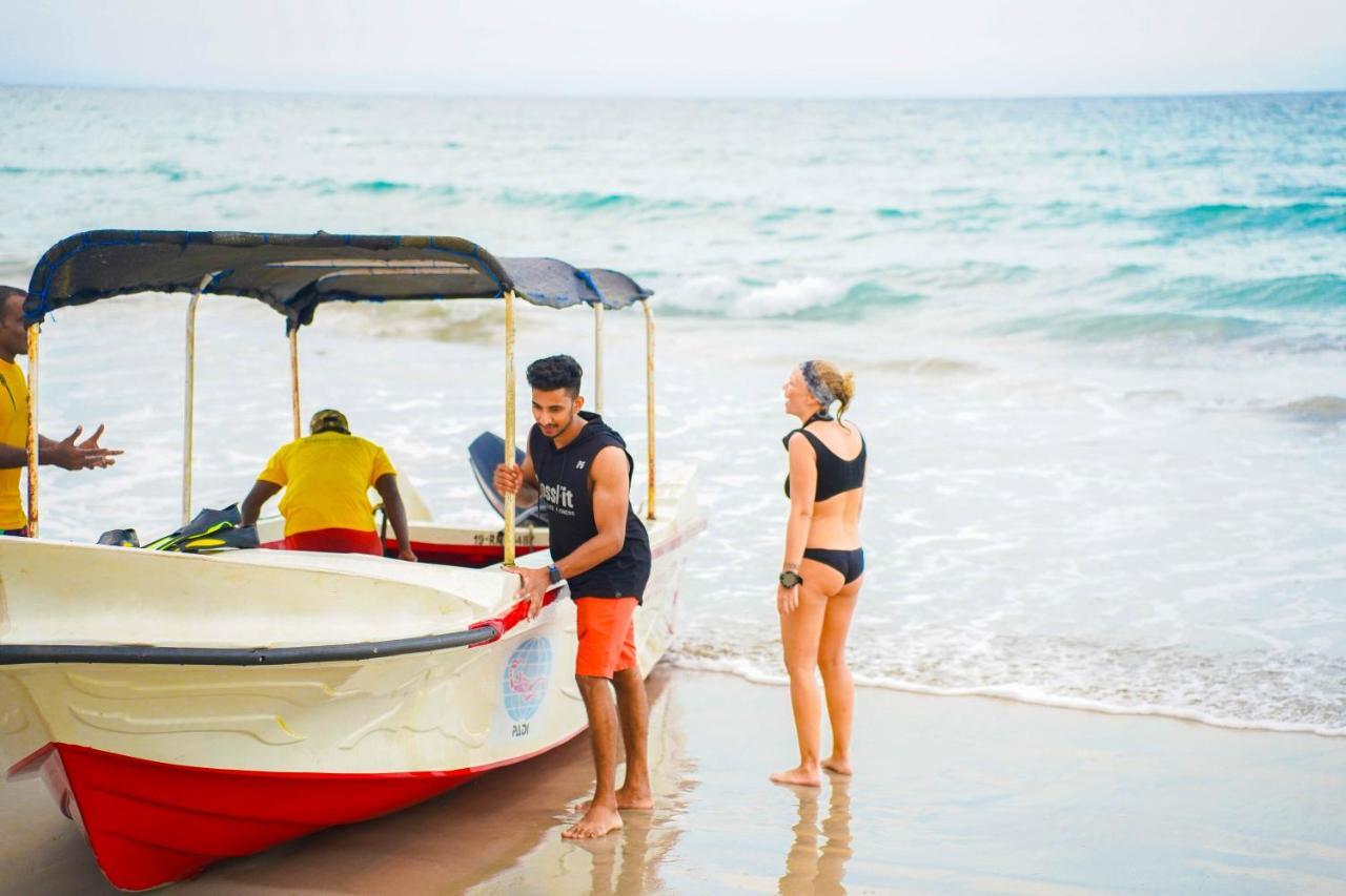 The Beach Lovers Nilaveli Ngoại thất bức ảnh