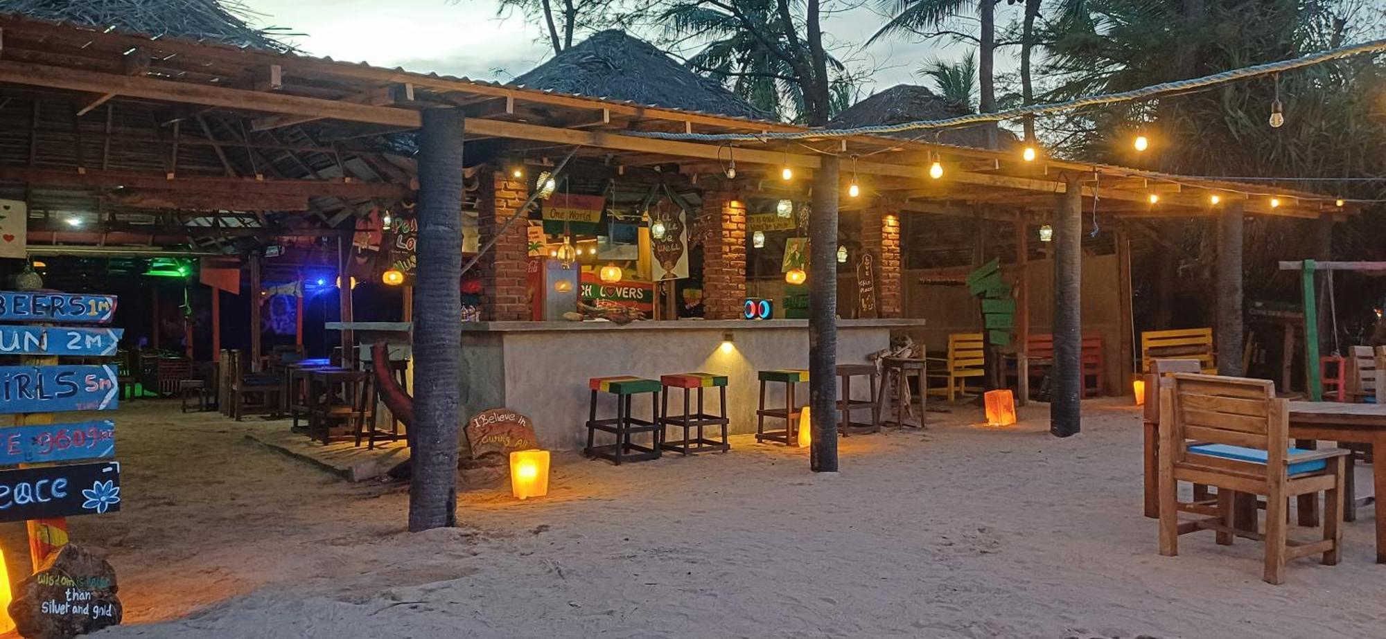 The Beach Lovers Nilaveli Ngoại thất bức ảnh